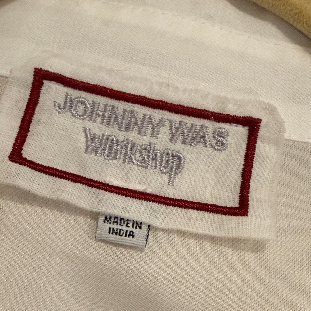 Johnny Was White Shirt with Blue Embroidery - Picture 10 of 15